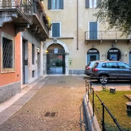 Castle View Lodge Intero Appartamento Verona Centro Storico Kültér fotó